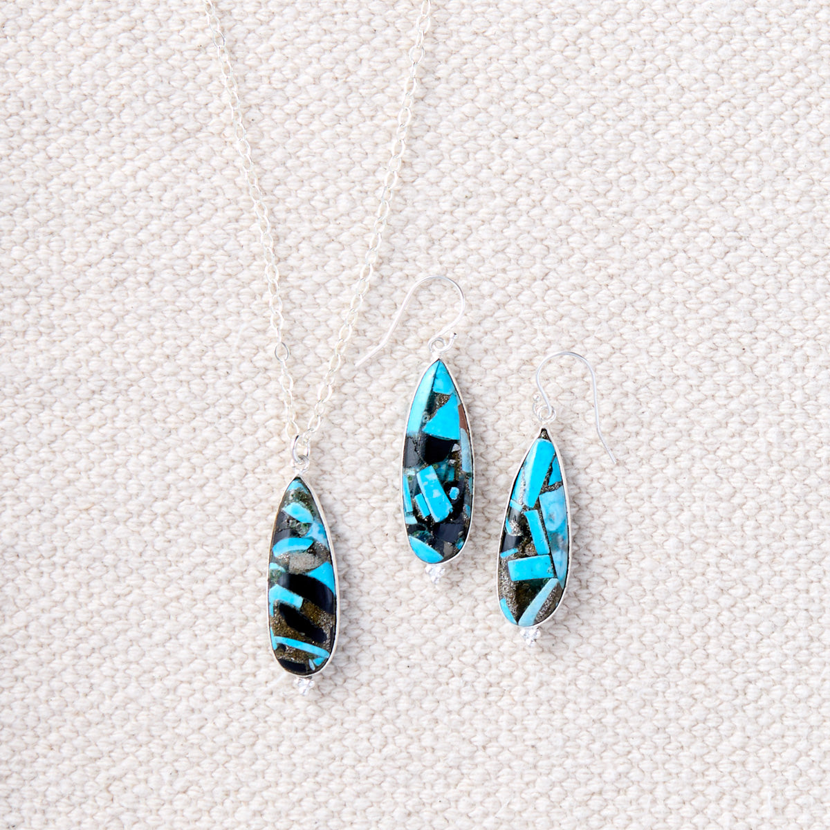 Turquoise Pendant Necklace