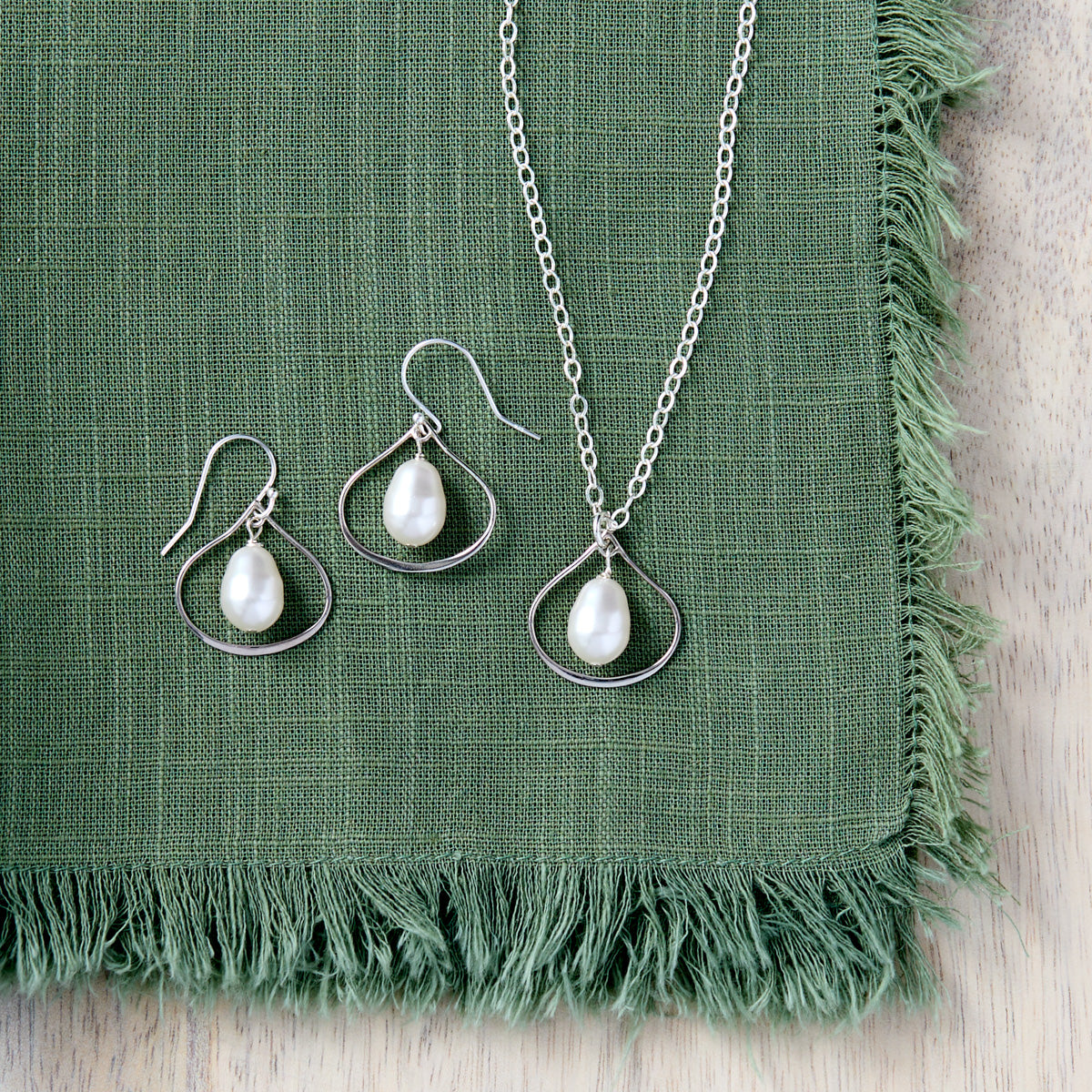 Pearl Silver Drop Necklace