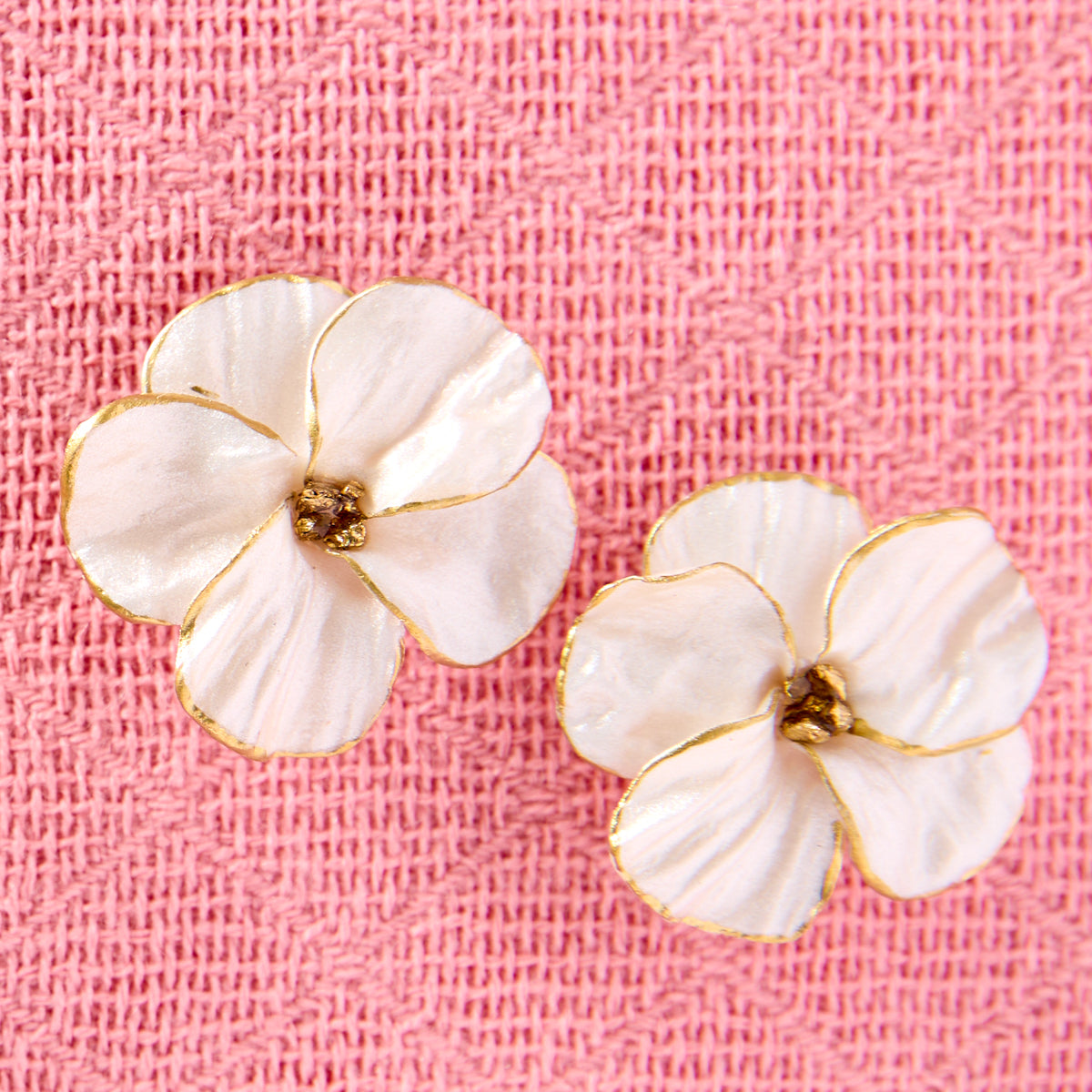 Off-White Flower Earrings