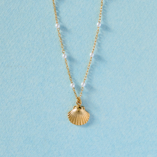 Gold Scallop Shell Necklace